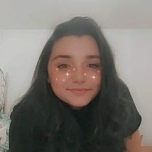 Meet your Posher, Hali